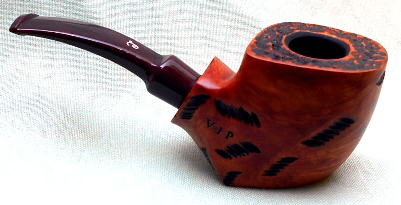 Lorenzo Summa Cum Laude spot carved smoking pipe